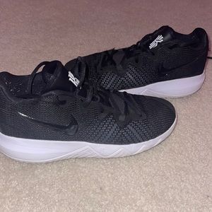 Kyrie Basketball Shoes